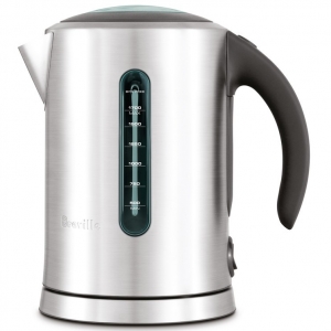 קומקום חשמלי Breville BKE 700