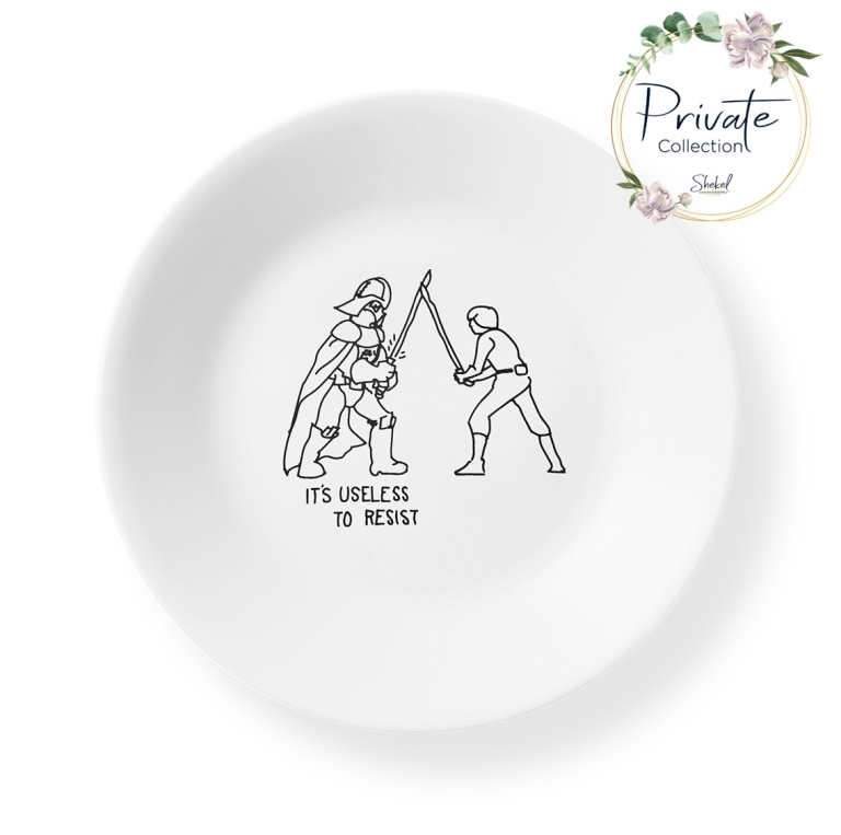 צלחת עוגה דגם Star Wars Resist קורנינג צלחת עוגה דגם Star Wars Resist קורנינג